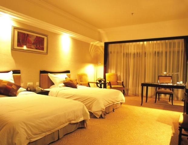 Phoenix Hotel Wuyi Giang Môn Phòng bức ảnh